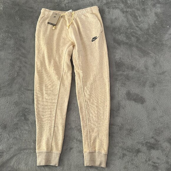 NWT Nike Sweatpants Men's SMALL Standard Fit Tapered Leg Regular Length - Picture 1 of 7